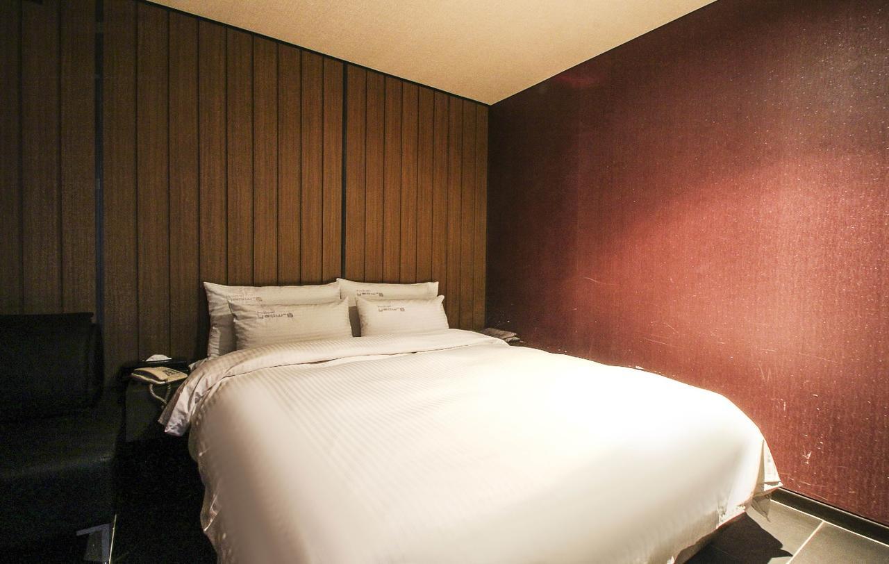 בוסאן Haeundae Yeoubi Hotel מראה חיצוני תמונה