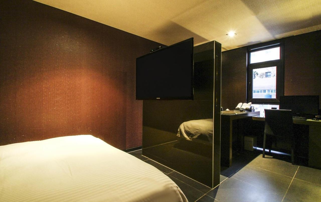 בוסאן Haeundae Yeoubi Hotel מראה חיצוני תמונה